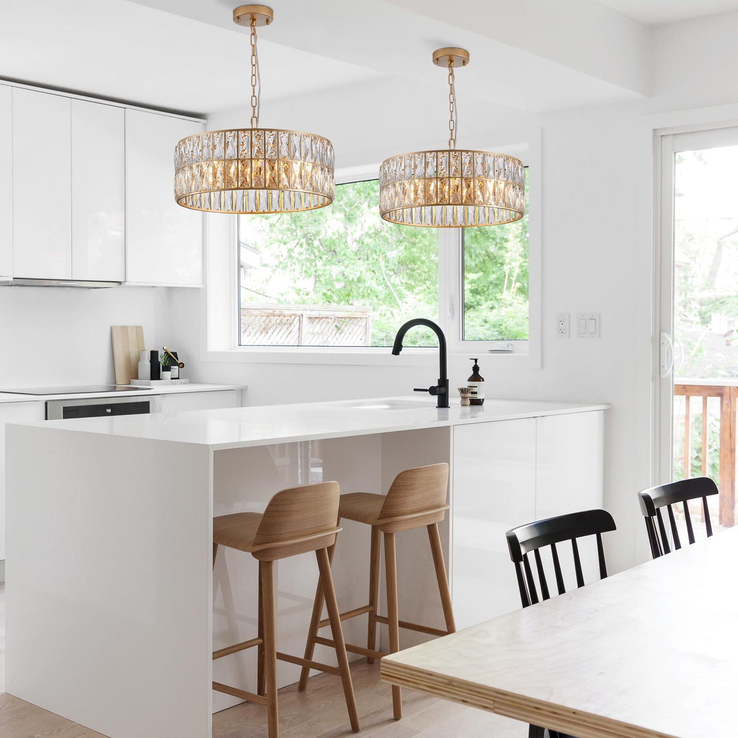 18" Golden Modern Crystal Drum Chandelier, 6-Light Pendant Lighting Fixture with Metal Frame for Living Room, Dining Room, and Bedroom (Bulbs Not Included)