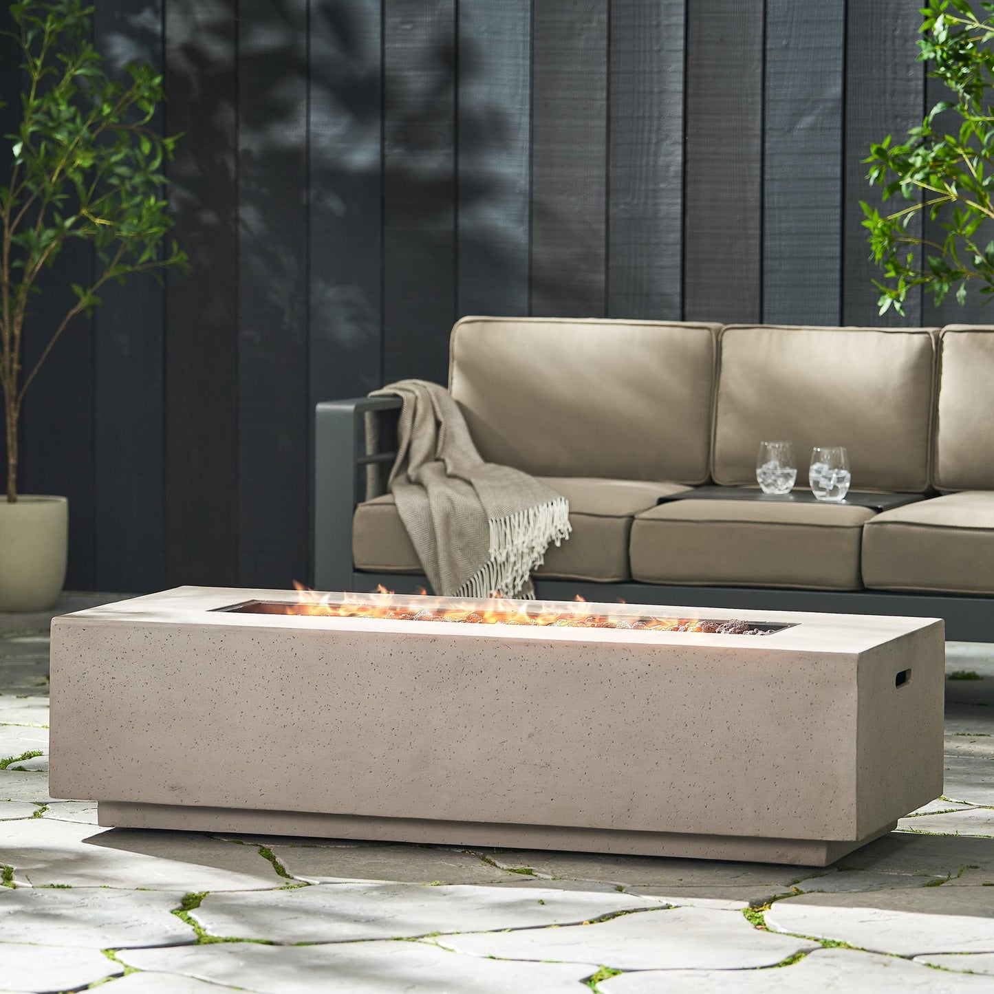 50000 BTU RECTANGLE MGO FIRE TABLE TANK OUTSIDE (Tank cover not included)