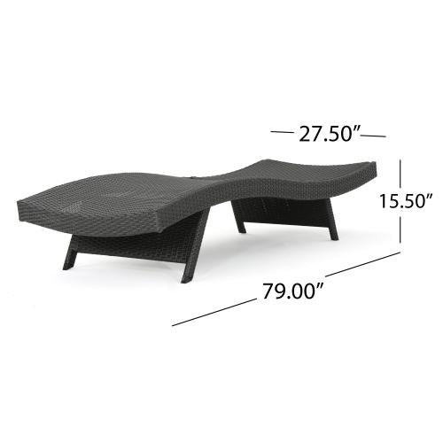 Outdoor Wicker Lounge with Water Resistant Cushions