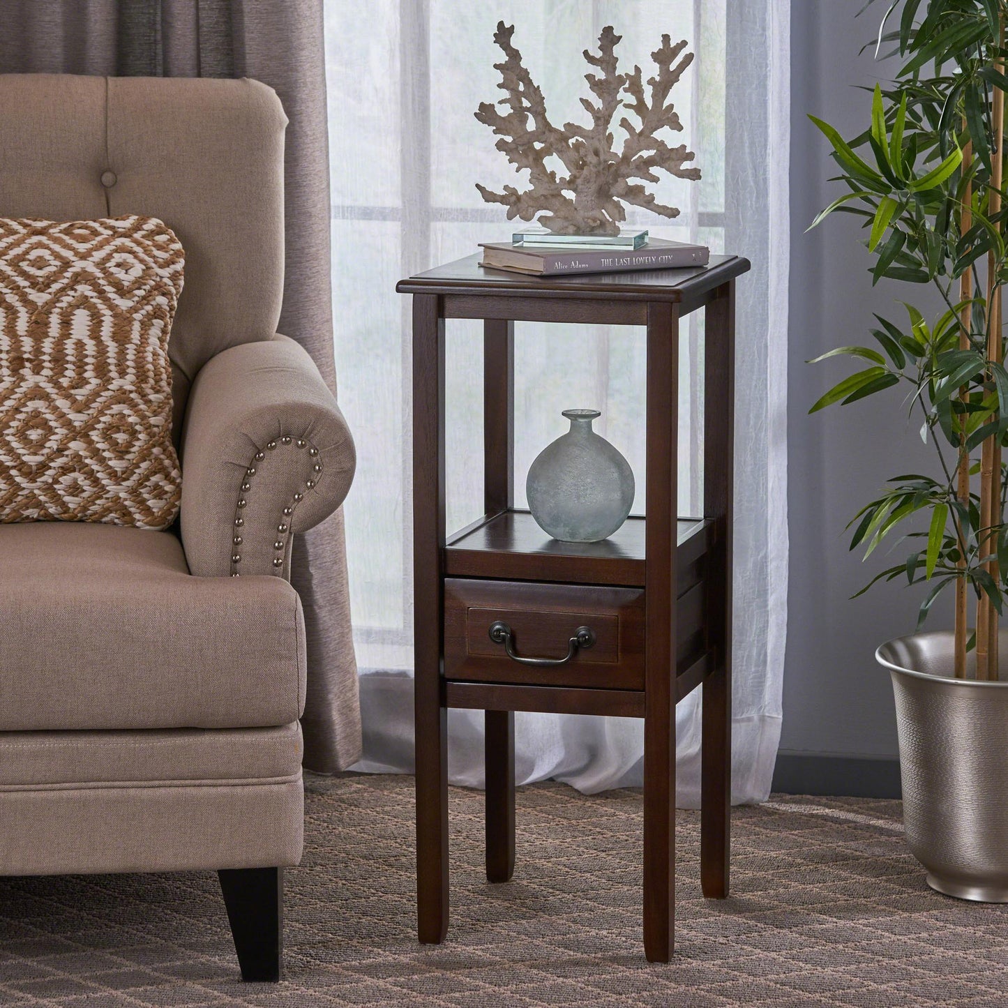 ACCENT TABLE