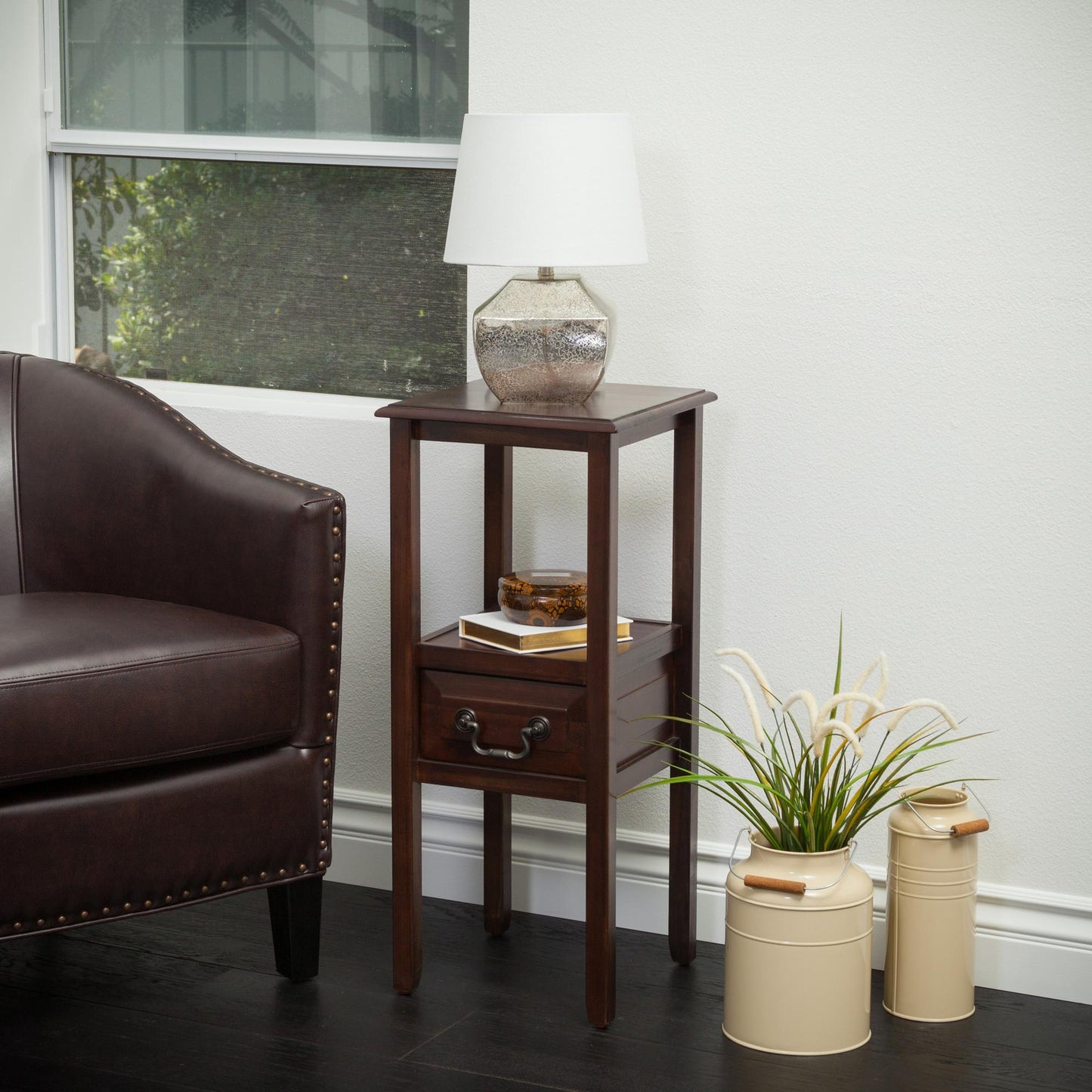ACCENT TABLE
