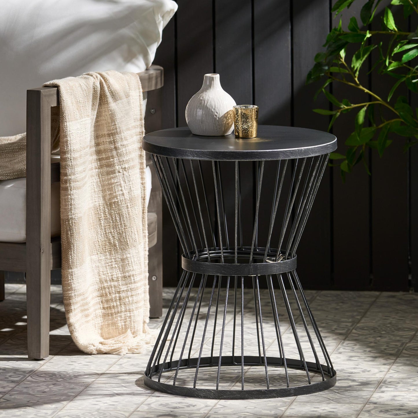 LASSEN 16" SIDE TABLE